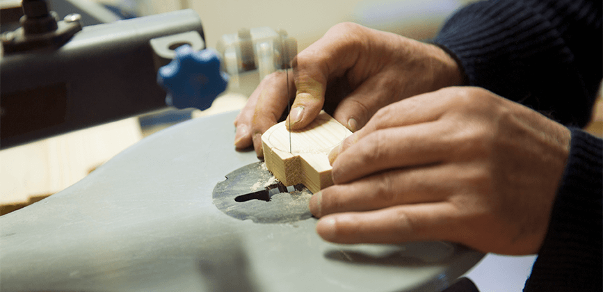 Handwerkliche Arbeit im Schloss Gestrof