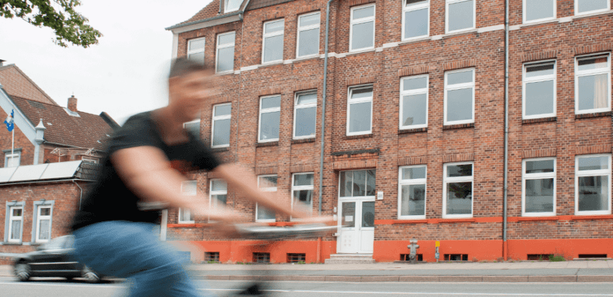 Gebaeude Haus Hliuni
