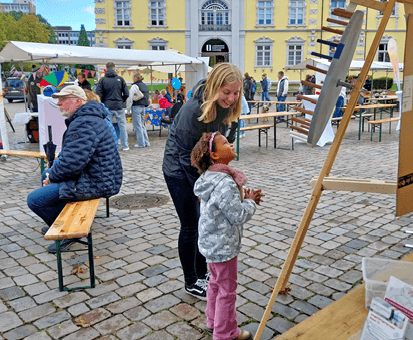 75 Jahre Paritätischer Niedersachsen - Infostand Rose12